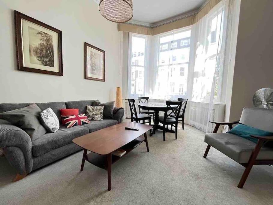 Wonderful Apartment In Earl'S Court Лондон Экстерьер фото